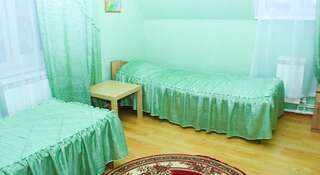 Гостевой дом Guesthouse Solnechnaya Polyana Манжерок Двухместный номер с 1 кроватью или 2 отдельными кроватями-4